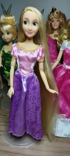 Boneca Rapunzel Singing (Disney store)