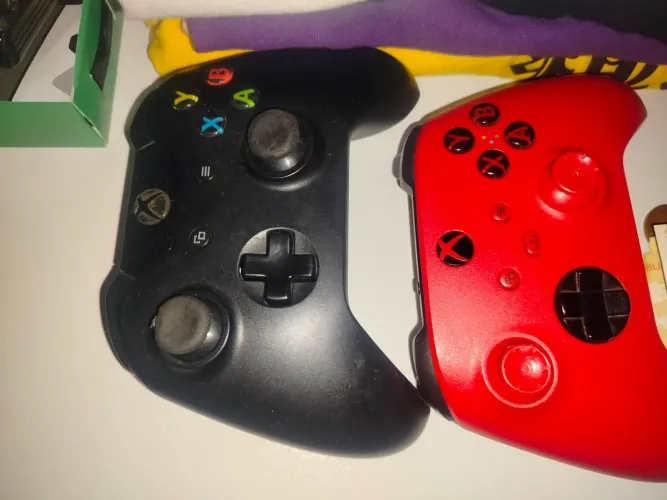 Dois controles original