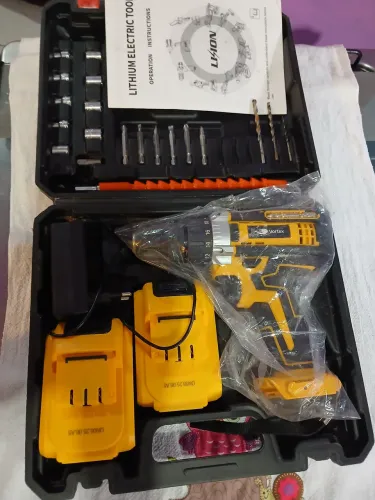 Kit Furadeira e Parafusadeura e Serra Tico Tico 220V