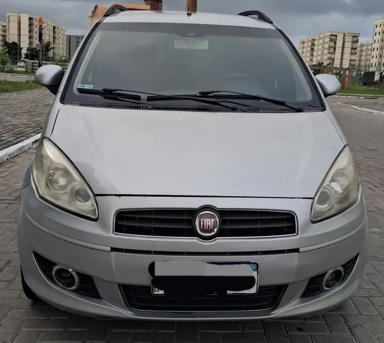 Fiat Idea Attractive 1.4 Fire Flex 8V 5P 2013