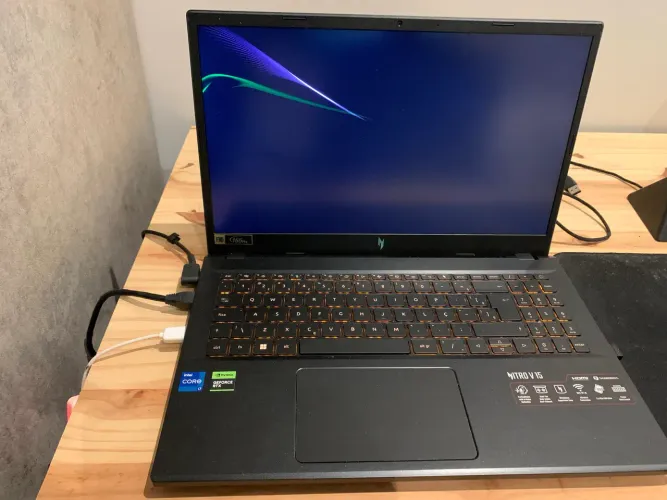 NOTEBOOK GAMER COM 4 MESES DE USO!