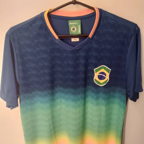 Camisas do Brasil e diversos novos