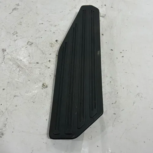 Soleira Porta Traseira Esquerda Volkswagen Amarok 2012 2016 Preto