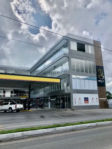 Alugo sala comercial no POSTO RV/ EMPRESARIAL RV/ PORTAL DO SOL