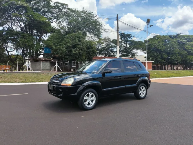 Hyundai Tucson 2.0 16V Mec. 2014