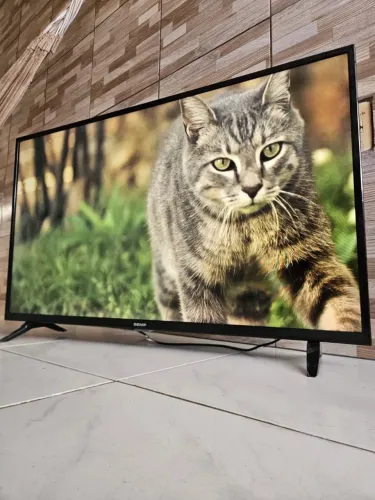 Tv SMART NOVINHA TODA ORIGINAL ACEITO ACEITO CARTÃO
