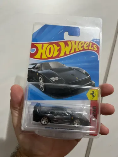 Hot wheels Ferrari F40 super treasure hunt  (sth)
