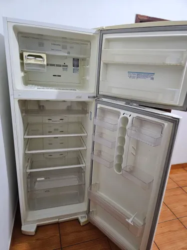Geladeira Electrolux DF45