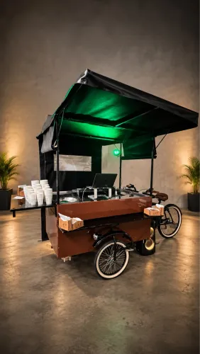 Bike café, pronta pra trabalho: 6mil copos, 1mil guardanapos?.