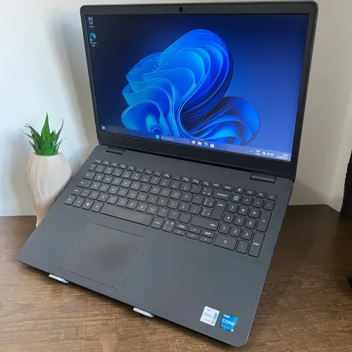 Notebook Dell (i5 11ª Geração · SSD 256GB · 8GB RAM · Bateria excelente)
