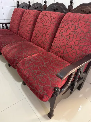Conjunto de Sofá em Madeira Maciça - Sofá 4 Lugares + 2 Poltronas