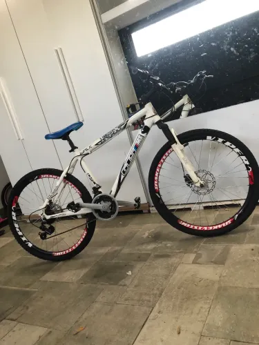 Bicicleta aro 26