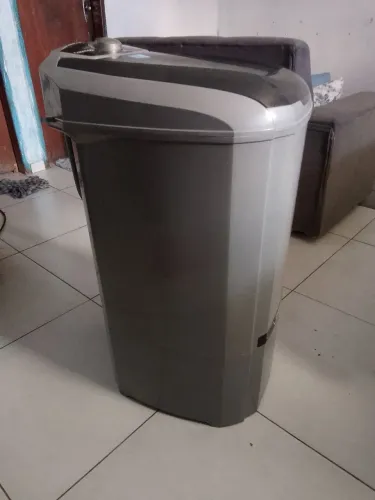 Tanquinho semi novo