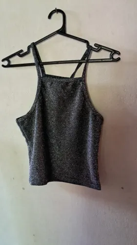 Roupas variadas