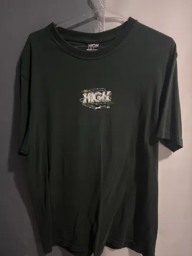 CAM HIGH CHIP TEE NAVY