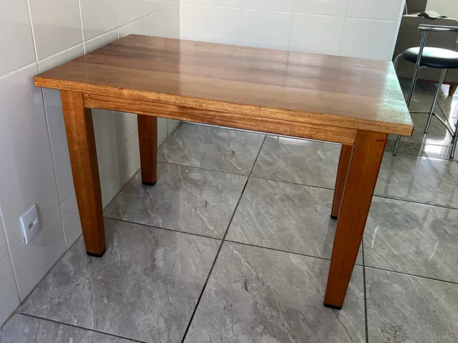 Mesa de madeira