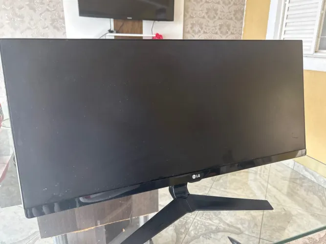 ? MONITOR À VENDA , Uma boa opção para PC gamer