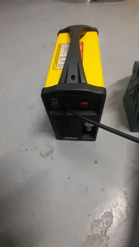 Máquina de plasma para a corte