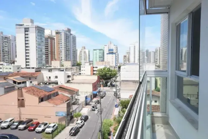Imóvel para venda tem 62 metros quadrados com 2 quartos em Itapuã - Vila Velha - ES