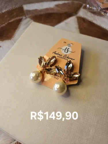 Brincos de luxo