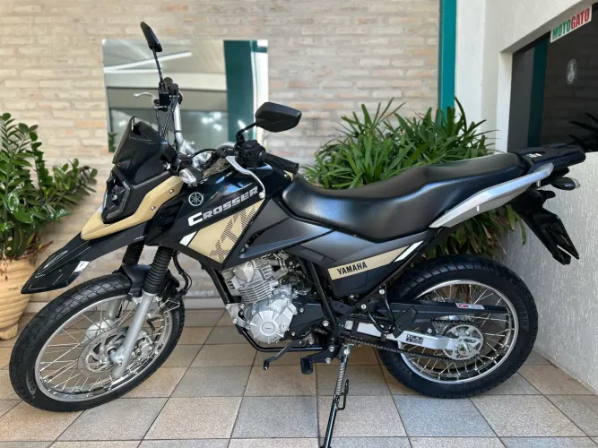 Yamaha crosser