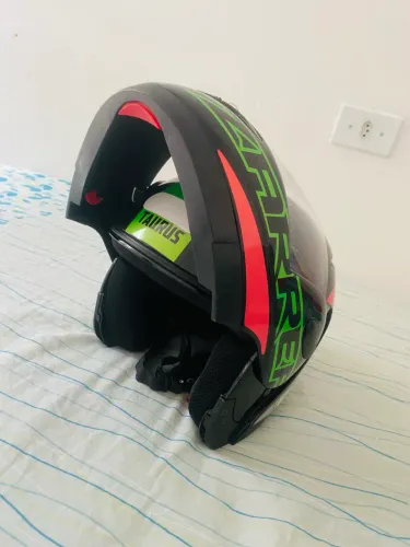 Capacete Robocop Taurus Zarref V5 Neon - NOVO (Oportunidade)