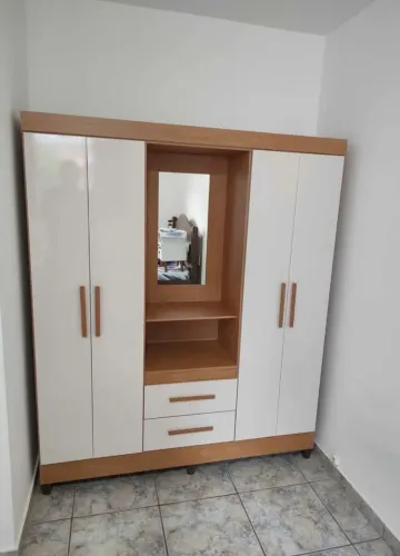 Guarda Roupa Capelinha 
