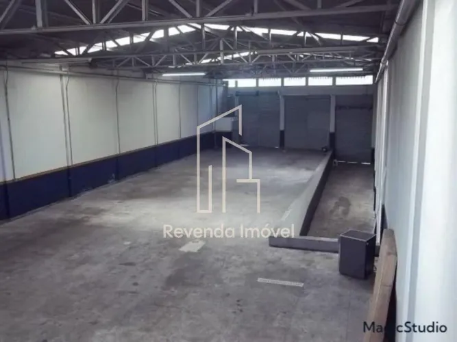 Galpão Cidade Centenário com 932m²