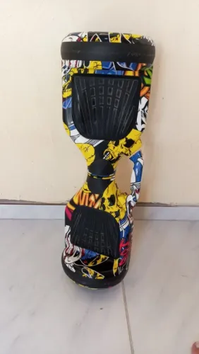Vende-se Hoverboard semi novo,Bluetooth com.led valor 600.00