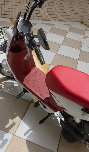 Ganhei uma biz estou vendendo 