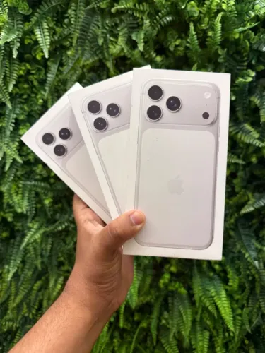 CHEGOU NOVIDADE 17 PRO MAX PRATEADO