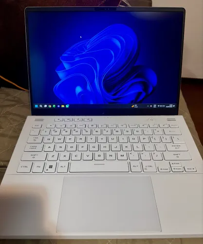 Zephyrus G14 - 4060, Ryzen 9