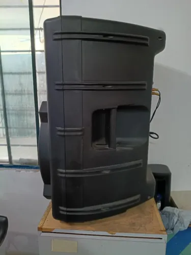 Caixa de som CSR 300 wats