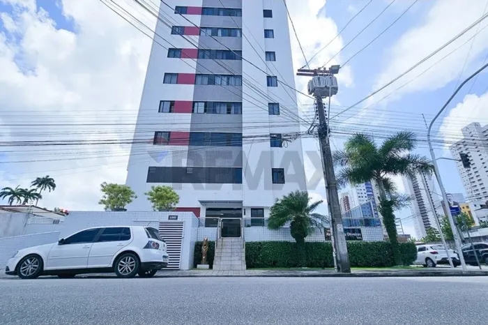 Apartamento Reformado à Venda no B. dos Estados, em João Pessoa!