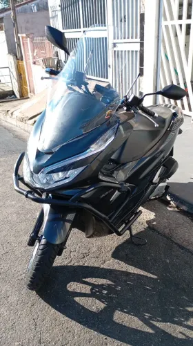 Honda PCX 2022 ABS + acessórios 
