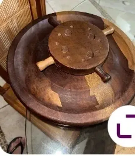 Tabua de servir de madeira 