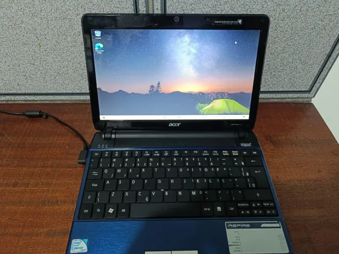 Notebook Acer Intel quadcore/4gb/500gb wi-fi webcam bluetooth hdmi windows 10 ler anúncio 