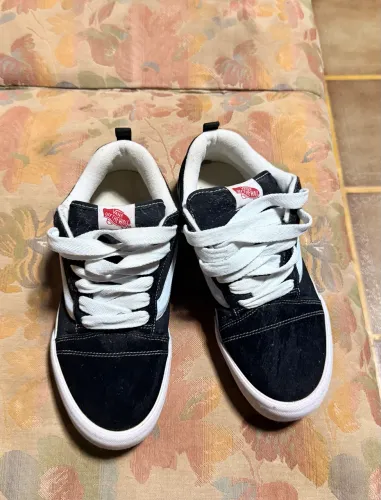 VANS KNU Skool