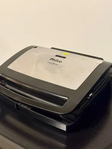 Sanduicheira Grill Philco Preta 100V