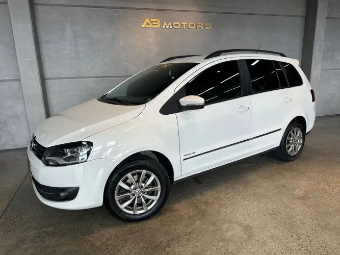Volkswagen Spacefox Highline 1.6 T.flex 16V 2014
