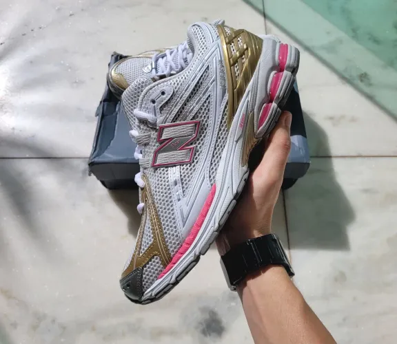 Tênis New Balance 1906