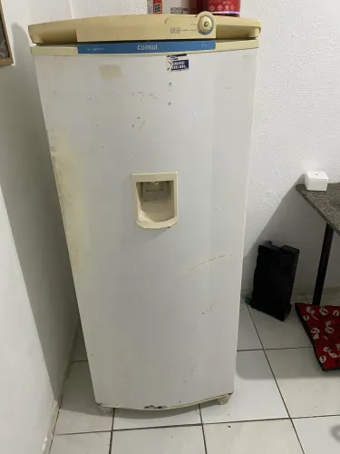 Geladeira Consul à venda - para conserto ou peças