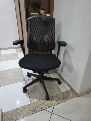 Cadeira de escritório Herman Miller
