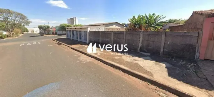 Lote à venda, ACLIMACAO - Uberlândia/MG