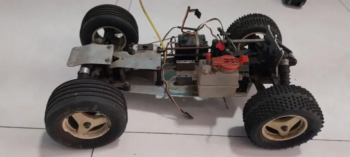 Chassi Carrinho Buggy 1/10 vintage