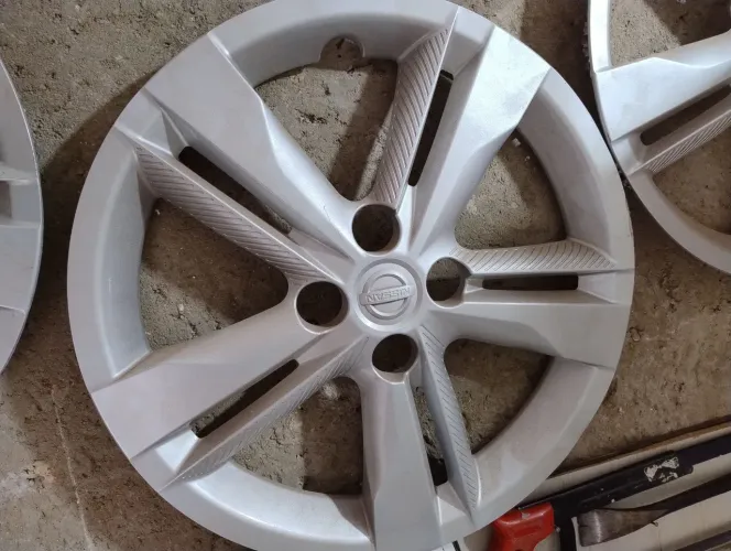 Calotas aro 16 Nissan Kicks 