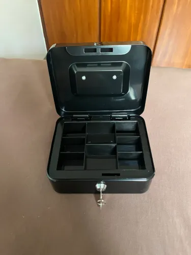 Cofre metálico