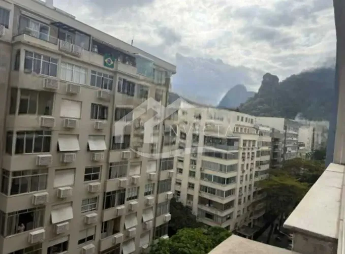 Maravilhoso 3 quartos com vista lateral mar