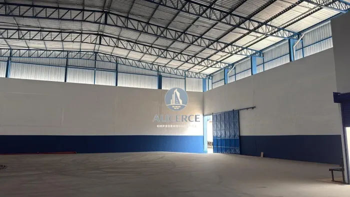 ALUGO GALPÃO 1200 M2 NO ALEIXO NÍVEL 5