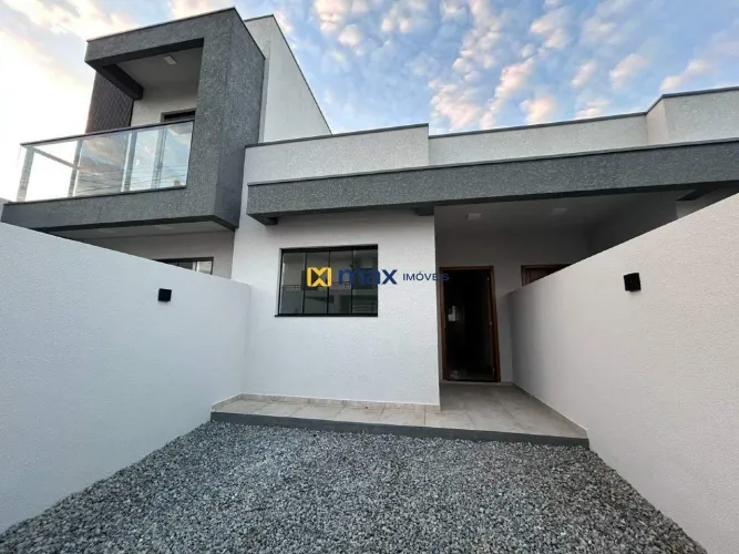 Venda: Casa geminada nova 1 Suíte + 1 Dormitório, Centro, Navegantes